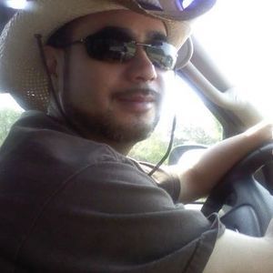 Meet your Posher, Raymon